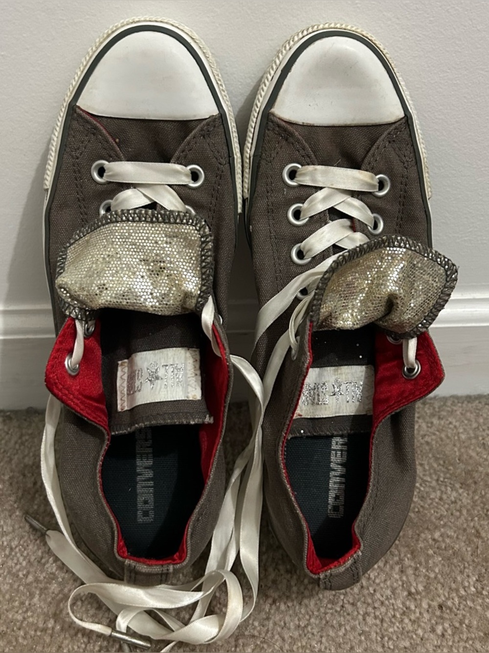 Gray Converse Chuck Taylor All Star Double Tongue Glitter Low Top Sneakers 9